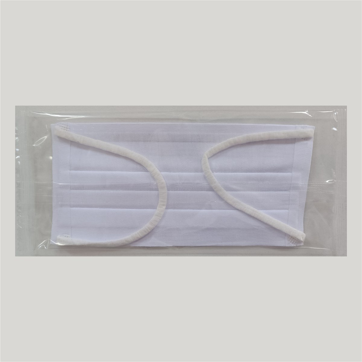 MASKE BEYAZ SIYAH BUS ARKA PAKET 06